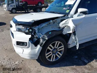 2024 Toyota 4Runner TRD Sport with VIN JTEAU5JR7R5310421, listed as a IAAI auction lot 41280708 with 4,583 mi miles. Bid and sale history available at carsss.com. Image 6.