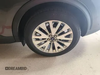 2020 Ford Escape Titanium Hybrid с VIN 1FMCU0DZ5LUC33021, выставлен на аукционе IAAI как лот 42788944 с пробегом 60 049 миль миль и . История ставок и продаж доступна на DreamBid. Изображение 22.