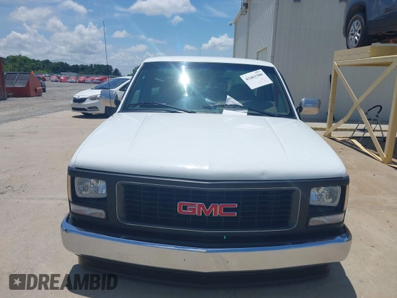 1994 GMC Sierra 1500 z VIN 1GTFC24KXRE522028, wystawiony jako IAAI lot #42463380 z przebiegiem 153 411 mil mil oraz . Historia ofert i sprzedaży dostępna na DreamBid. Obrazek 6.