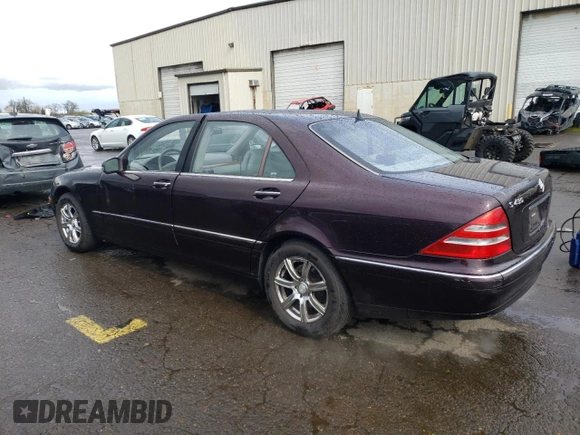 2002 Mercedes-Benz S-Class 4.3L with VIN WDBNG70J52A235556, listed as a Copart auction lot 51369375 with 201,655 mi miles and Salvage Title. Bid and sale history available at carsss.com. Image 2.
