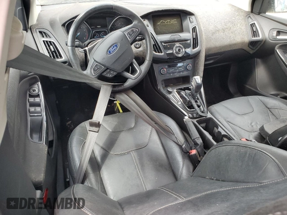2015 Ford Focus Titanium with VIN 1FADP3J28FL362590, listed as a Copart auction lot 59759495 with 58,644 mi miles and Clean title. Bid and sale history available at DreamBid. Image 8.