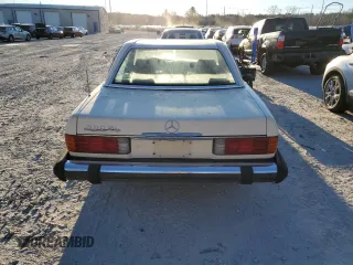 1985 Mercedes-Benz SL with VIN WDBBA45C0FA021352, listed as a Copart auction lot 88067835 with 104,110 mi miles and Clean title. Bid and sale history available at DreamBid. Image 6.