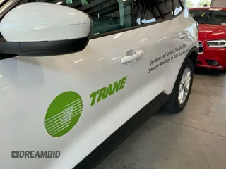 2020 Ford Escape SE with VIN 1FMCU0G64LUB13602, listed as a IAAI auction lot 42689586 with 75,380 mi miles and . Bid and sale history available at DreamBid. Image 1.