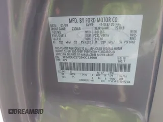 2009 Ford Escape XLS z VIN 1FMCU02729KC33600, wystawiony jako IAAI lot #42469557 z przebiegiem 185 605 mil mil oraz . Historia ofert i sprzedaży dostępna na DreamBid. Obrazek 9.