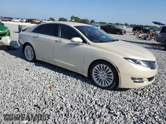 2016 Lincoln MKZ z VIN 3LN6L2G93GR615052, wystawiony jako Copart lot #54717335 z przebiegiem 86 575 mil mil oraz Szkoda całkowita • Salvage title. Historia ofert i sprzedaży dostępna na DreamBid. Obrazek 4.