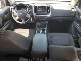 2020 Chevrolet Colorado 2WD LT с VIN 1GCGSCEN1L1202326, выставлен на аукционе Copart как лот 52389305 с пробегом 87 306 миль миль и Списание • Salvage title. История ставок и продаж доступна на DreamBid. Изображение 8.