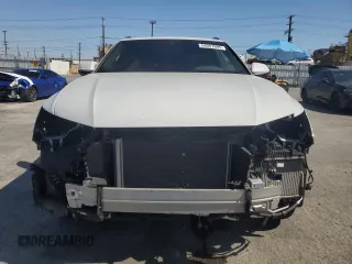 2024 Audi Q8 Premium Plus z VIN WA1EVBF12RD009995, wystawiony jako Copart lot #54057095 z przebiegiem 6 562 mil mil oraz Szkoda całkowita • Salvage title. Historia ofert i sprzedaży dostępna na DreamBid. Obrazek 5.