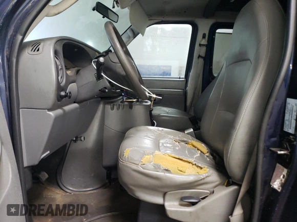 2003 Ford Econoline Passenger XL с VIN 1FBSS31L03HA96493, выставлен на аукционе Copart как лот 43443355 с пробегом 196 245 миль миль и Списание • Salvage title. История ставок и продаж доступна на DreamBid. Изображение 7.