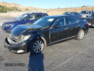 2009 Lexus LS 460 with VIN JTHBL46F095091434, listed as a IAAI auction lot 40890291 with 156,873 mi miles and . Bid and sale history available at DreamBid. Image 2.