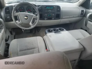 2013 Chevrolet Silverado 1500 LT with VIN 1GCRCSE07DZ185751, listed as a Copart auction lot 48394685 with 197,379 mi miles and Salvage Title. Bid and sale history available at DreamBid. Image 8.