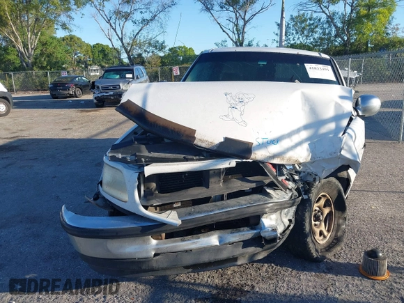1998 Ford F-150 с VIN 1FTZX1729WKB69978, выставлен на аукционе IAAI как лот 41833491 с пробегом 145 620 миль миль и . История ставок и продаж доступна на DreamBid. Изображение 6.