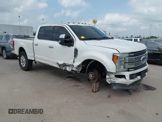 2017 Ford F-250 Lariat with VIN 1FT7W2BTXHEB75967, listed as a IAAI auction lot 42241525 with 181,780 mi miles and . Bid and sale history available at DreamBid. Image 1.