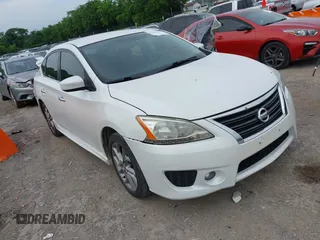 2013 Nissan Sentra SR z VIN 3N1AB7AP8DL773376, wystawiony jako IAAI lot #42269634 z przebiegiem 121 605 mil mil oraz . Historia ofert i sprzedaży dostępna na DreamBid. Obrazek 1.