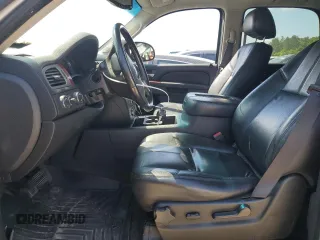 2011 GMC Yukon SLT with VIN 1GKS2CE05BR133563, listed as a Copart auction lot 52484615 with 183,398 mi miles and Clean Title. Bid and sale history available at carsss.com. Image 7.
