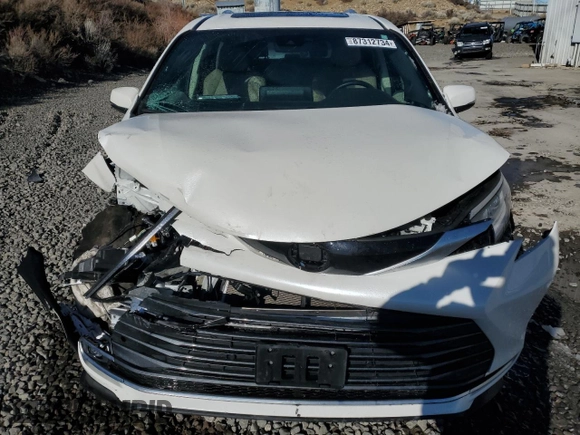 2021 Toyota Sienna Limited with VIN 5TDZSKFC5MS005700, listed as a Copart auction lot 87312734 with 46,623 mi miles and Salvage Title. Bid and sale history available at DreamBid. Image 5.
