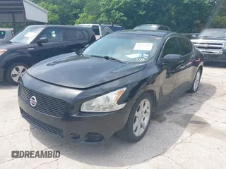 2013 Nissan Maxima SV with VIN 1N4AA5AP3DC830542, listed as a IAAI auction lot 42127767 with 161,990 mi miles and . Bid and sale history available at DreamBid. Image 2.