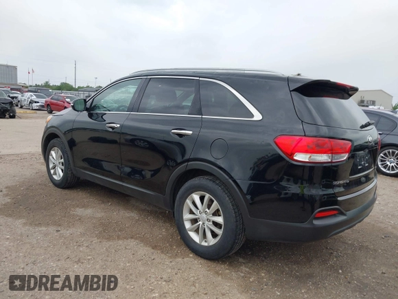 2018 Kia Sorento LX with VIN 5XYPG4A30JG384884, listed as a IAAI auction lot 41931992 with 140,919 mi miles. Bid and sale history available at carsss.com. Image 3.