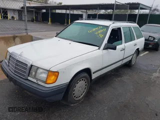 1987 Mercedes-Benz 300 with VIN WDBEB93D4HF025493, listed as a IAAI auction lot 41849239 with 343,514 mi miles and . Bid and sale history available at DreamBid. Image 2.