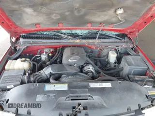 2001 Chevrolet Silverado 1500 LS with VIN 2GCEK19T411290235, listed as a IAAI auction lot 42094555 with 218,184 mi miles and . Bid and sale history available at DreamBid. Image 10.
