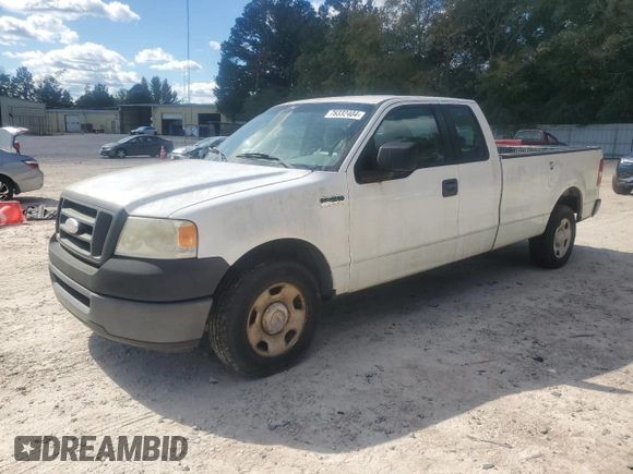 2006 Ford F-150 XL with VIN 1FTVX12546NB34957, listed as a Copart auction lot 76332404 with 238,778 mi miles and Clean title. Bid and sale history available at DreamBid. Image 1.