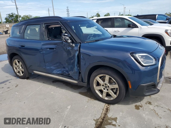 2025 MINI Countryman S with VIN WMZ23GA06S7S21118, listed as a Copart auction lot 62491425 with 11,851 mi miles and Clean title. Bid and sale history available at DreamBid. Image 4.