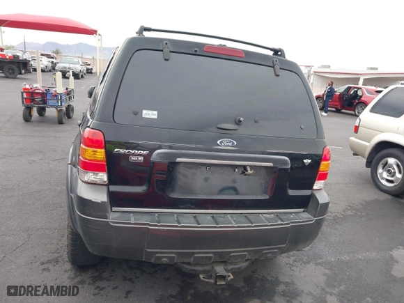 2006 Ford Escape XLT with VIN 1FMYU03156KA42961, listed as a IAAI auction lot 41820423 with 168,212 mi miles. Bid and sale history available at carsss.com. Image 13.