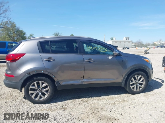 2014 Kia Sportage LX with VIN KNDPBCAC3E7587943, listed as a IAAI auction lot 42092903 with 153,483 mi miles and . Bid and sale history available at carsss.com. Image 14.