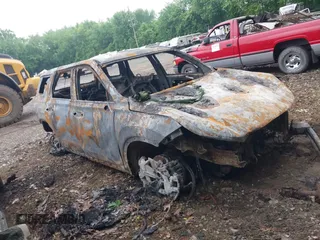 2022 Hyundai Palisade Calligraphy z VIN KM8R7DHE2NU398494, wystawiony jako IAAI lot #42379709 z przebiegiem Nie podano mil oraz . Historia ofert i sprzedaży dostępna na DreamBid. Obrazek 1.