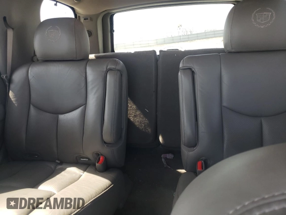 2005 Cadillac Escalade z VIN 1GYEK63N75R268714, wystawiony jako Copart lot #49285765 z przebiegiem 266 707 mil mil oraz Szkoda całkowita • Salvage title. Historia ofert i sprzedaży dostępna na DreamBid. Obrazek 10.