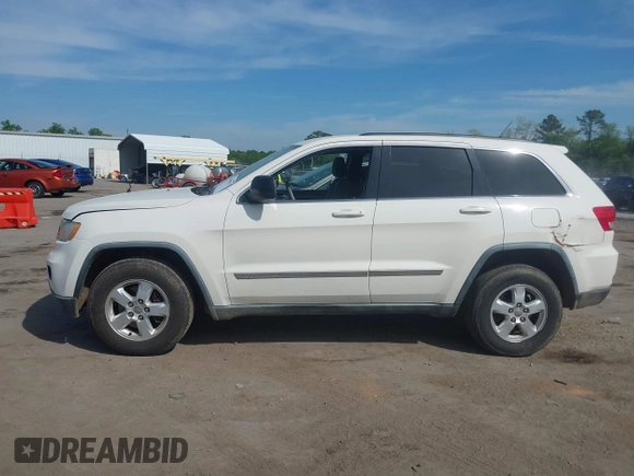2012 Jeep Grand Cherokee Laredo with VIN 1C4RJFAG2CC176313, listed as a IAAI auction lot 42098127 with 162,556 mi miles. Bid and sale history available at carsss.com. Image 14.