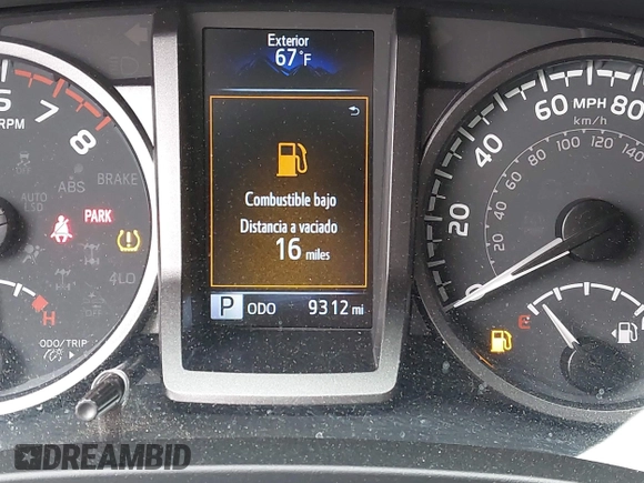2022 Toyota Tacoma SR with VIN 3TYRZ5CN9NT022492, listed as a IAAI auction lot 42378801 with 9,312 mi miles and . Bid and sale history available at DreamBid. Image 7.