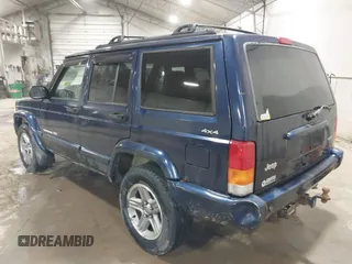 2000 Jeep Cherokee Classic with VIN 1J4FF58SXYL142372, listed as a IAAI auction lot 41820743 with 131,526 mi miles. Bid and sale history available at carsss.com. Image 3.
