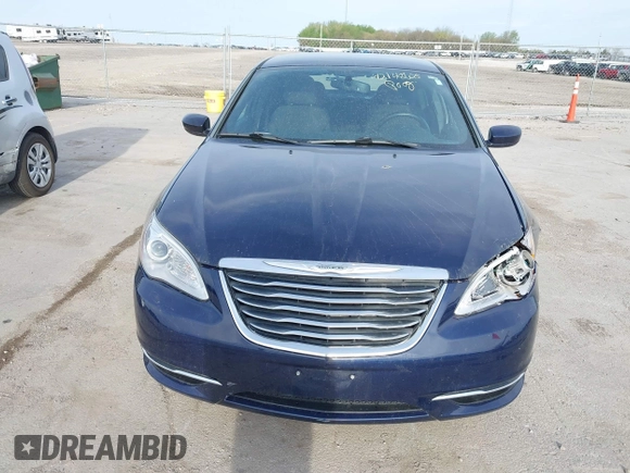 2014 Chrysler 200 Touring with VIN 1C3CCBBB2EN128771, listed as a IAAI auction lot 42148625 with 77,848 mi miles and . Bid and sale history available at DreamBid. Image 6.