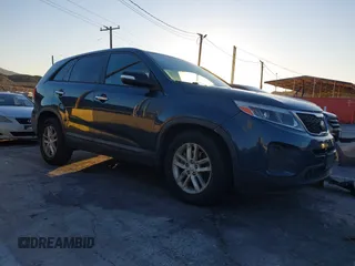 2015 Kia Sorento LX with VIN 5XYKT3A69FG607845, listed as a IAAI auction lot 40806894 with 102,416 mi miles and . Bid and sale history available at DreamBid. Image 1.