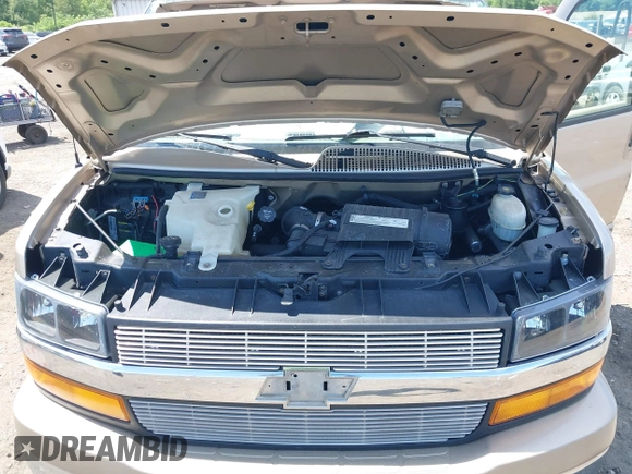 2006 Chevrolet Express Passenger with VIN 1GBFG15T161127863, listed as a IAAI auction lot 42309370 with 220,524 mi miles and . Bid and sale history available at DreamBid. Image 10.