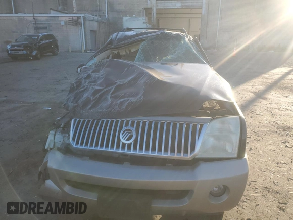 2005 Mercury Mountaineer with VIN 4M2ZU86E35UJ14016, listed as a Copart auction lot 83949604 with Not provided miles and Clean title. Bid and sale history available at DreamBid. Image 5.