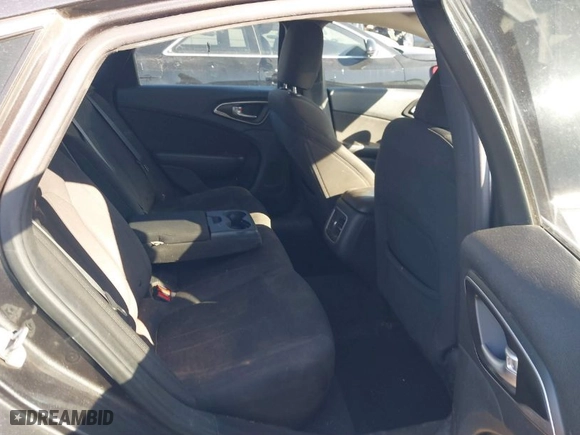 2015 Chrysler 200 Limited with VIN 1C3CCCAB5FN710615, listed as a IAAI auction lot 41645183 with 172,704 mi miles. Bid and sale history available at carsss.com. Image 8.