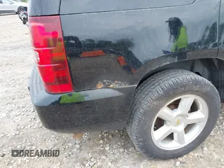 2007 Chevrolet Tahoe LT with VIN 1GNFK13087J206250, listed as a IAAI auction lot 42803759 with 292,450 mi miles and . Bid and sale history available at DreamBid. Image 6.