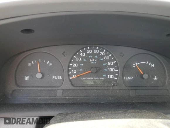 1998 Nissan Frontier XE z VIN 1N6DD21S5WC335549, wystawiony jako Copart lot #61021245 z przebiegiem 310 230 mil mil oraz Czysty tytuł • Clean title. Historia ofert i sprzedaży dostępna na DreamBid. Obrazek 9.