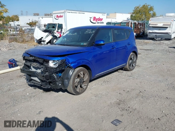 2023 Kia Soul GT-Line with VIN KNDJ53AU3P7208352, listed as a IAAI auction lot 40664100 with 7,484 mi miles. Bid and sale history available at carsss.com. Image 18.