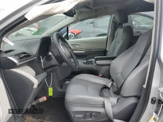 2021 Toyota Sienna XLE with VIN 5TDYSKFC7MS021036, listed as a Copart auction lot 43466965 with 0 mi miles and Salvage Title. Bid and sale history available at carsss.com. Image 7.