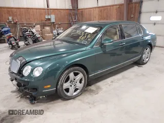 2006 Bentley Flying Spur с VIN SCBBR53W06C035420, выставлен на аукционе IAAI как лот 41648388 с пробегом 122 142 миль миль и . История ставок и продаж доступна на DreamBid. Изображение 2.