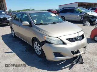 2010 Toyota Corolla z VIN 1NXBU4EE9AZ263098, wystawiony jako IAAI lot #42084950 z przebiegiem 62 064 mil mil oraz . Historia ofert i sprzedaży dostępna na DreamBid. Obrazek 1.