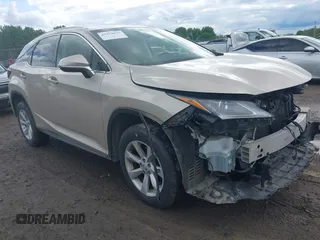 2017 Lexus RX 350 z VIN 2T2BZMCA0HC127550, wystawiony jako IAAI lot #42354337 z przebiegiem 135 835 mil mil oraz . Historia ofert i sprzedaży dostępna na DreamBid. Obrazek 1.