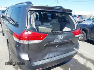 2012 Toyota Sienna LE AAS with VIN 5TDKK3DC9CS184722, listed as a IAAI auction lot 41942991 with 227,783 mi miles. Bid and sale history available at carsss.com. Image 6.