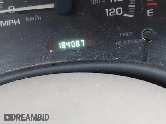 2001 Chevrolet Malibu with VIN 1G1ND52J516186560, listed as a IAAI auction lot 41945841 with 184,087 mi miles. Bid and sale history available at carsss.com. Image 15.