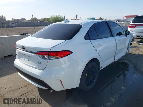2020 Toyota Corolla LE with VIN 5YFEPRAE5LP129961, listed as a IAAI auction lot 41939196 with 60,815 mi miles. Bid and sale history available at carsss.com. Image 4.
