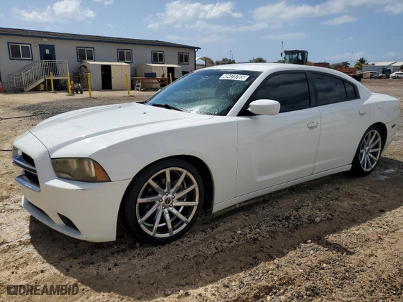 2014 Dodge Charger SE with VIN 2C3CDXBGXEH268355, listed as a Copart auction lot 49473765 with 130,373 mi miles and Clean Title. Bid and sale history available at carsss.com. Image 1.