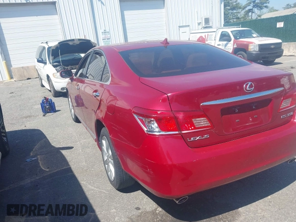 2010 Lexus ES 330 with VIN JTHBK1EG6A2409140, listed as a IAAI auction lot 42234675 with 134,489 mi miles and . Bid and sale history available at carsss.com. Image 3.