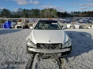 2011 Mercedes-Benz E 550 with VIN WDDKK7CF9BF073028, listed as a Copart auction lot 47427755 with 158,573 mi miles and Salvage Title. Bid and sale history available at DreamBid. Image 10.